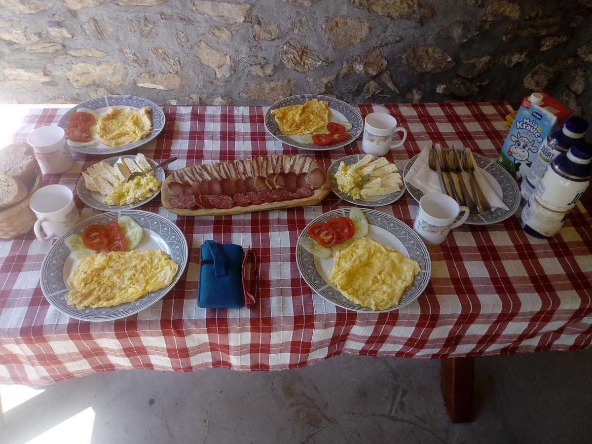 Etno Guest House Lalovic Tjentiste Εξωτερικό φωτογραφία